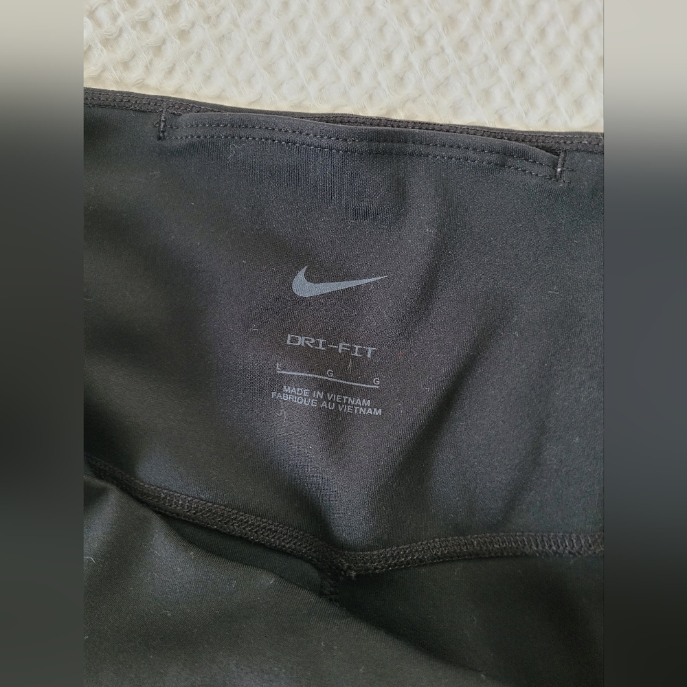 Nike leggings - Picture 3 of 4